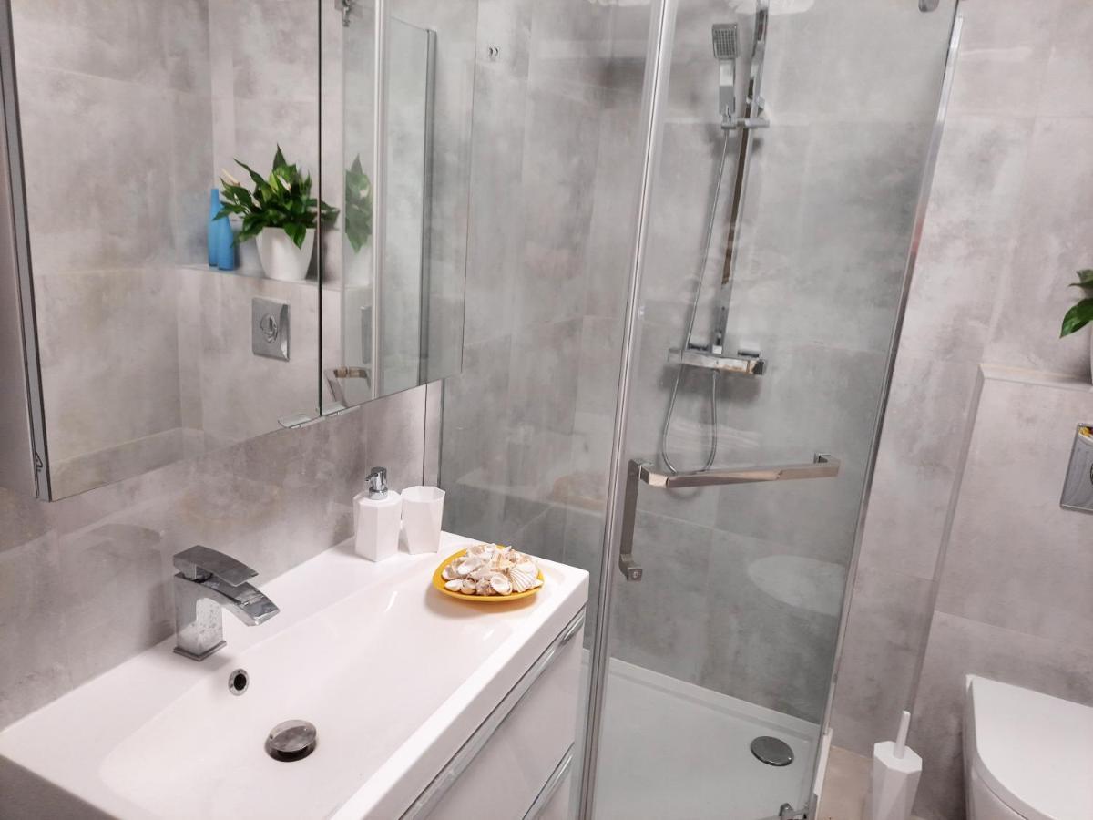 Apartament Amber Comfort Z Prywatnym Miejscem Parkingowym Kołobrzeg Zewnętrze zdjęcie